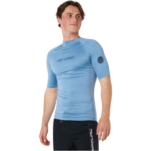 2026 Rip Curl Herre Dawn Patrol UPF Performance Kortærmet Lycra-vest 16CMRV - Faded Denim